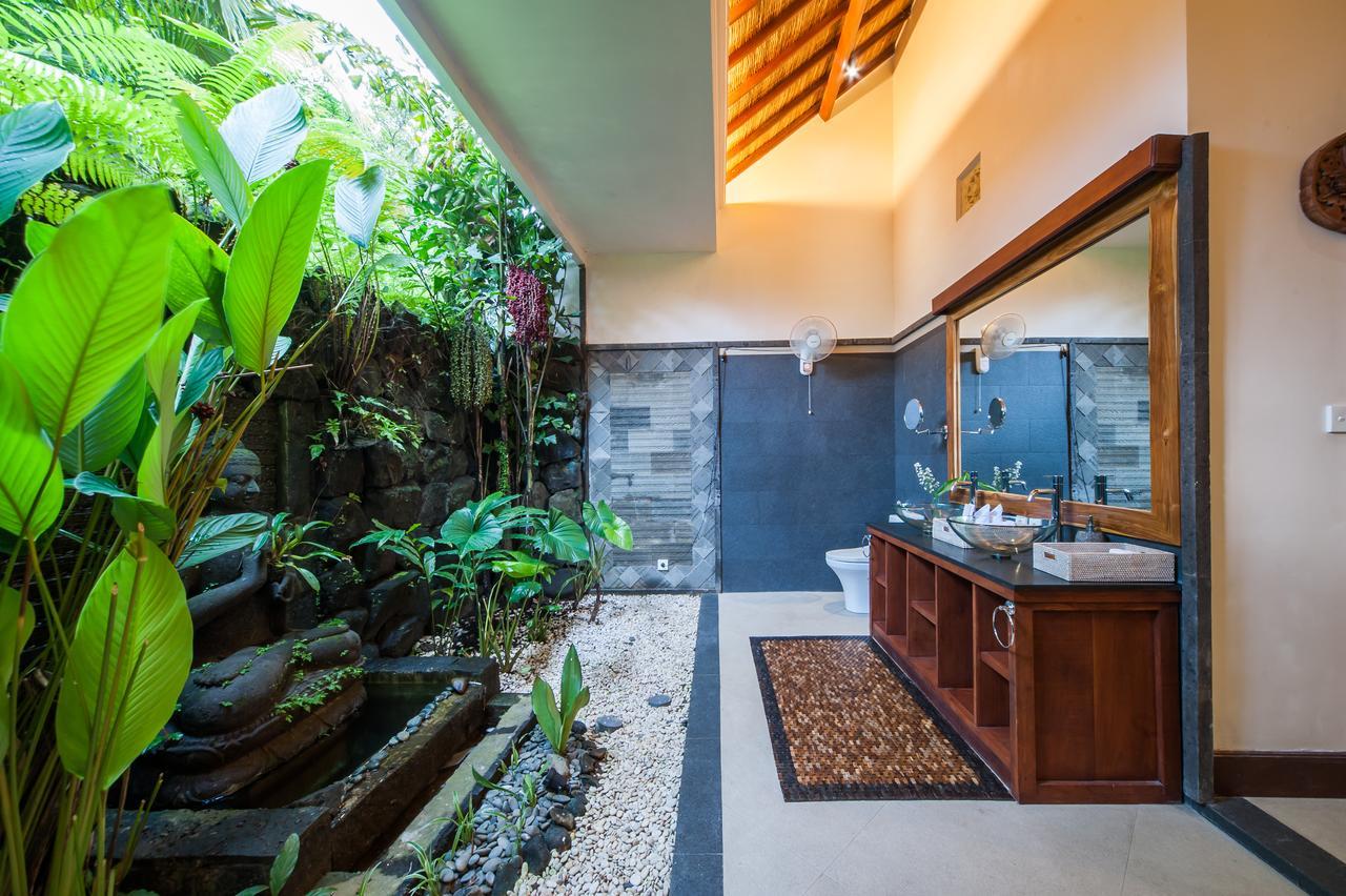 Luxury 3Br Infinity Jungle View Aashaya Villa Ubud ภายนอก รูปภาพ